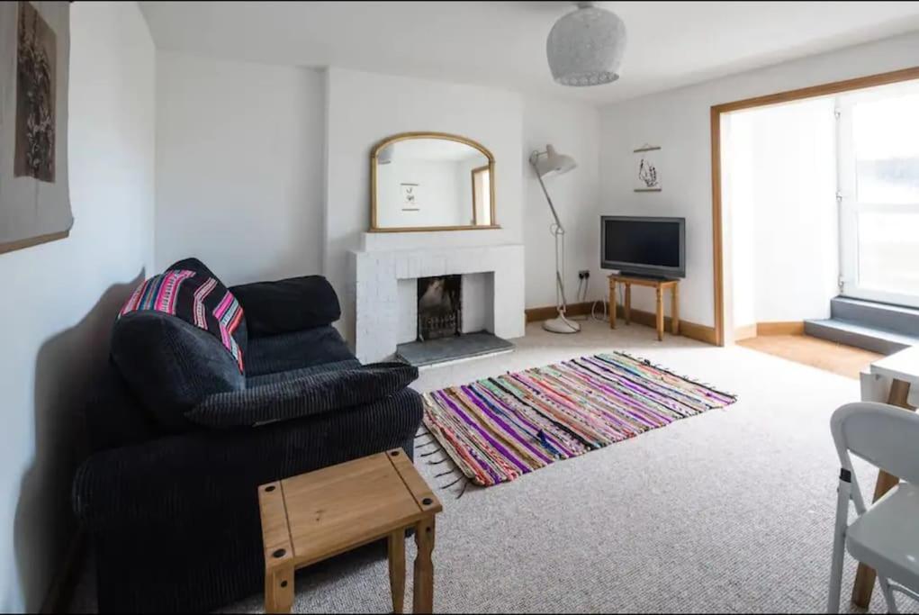 Spacious 2 Bedroom Apartment Near Seafront Penzance Bagian luar foto